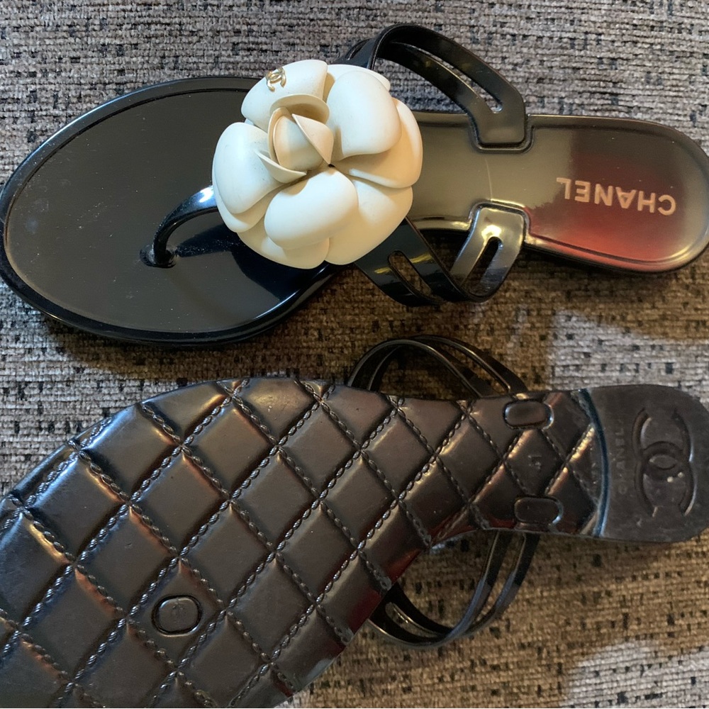 CHANEL Black and Silver Sandals with Flower Detail